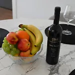 Designer Marija * Ντουμπρόβνικ
